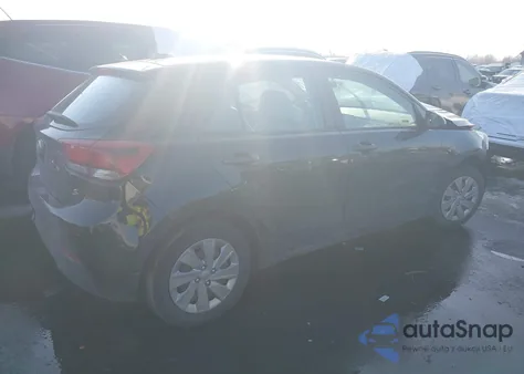 2020 Kia Rio 5-Door S z USA, uszkodzony, nr VIN 3KPA25AD6LE341699